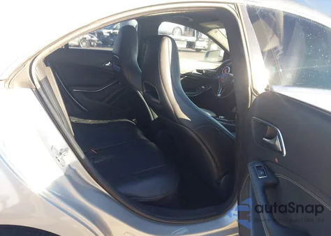 2014 Mercedes-Benz Cla 250 z USA, uszkodzony, nr VIN WDDSJ4EB9EN045011